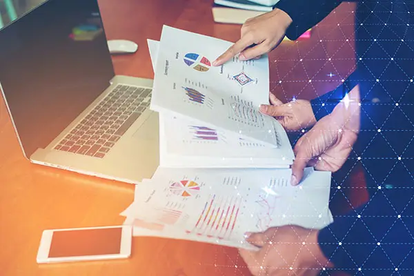 为什么灯不亮电脑还有电